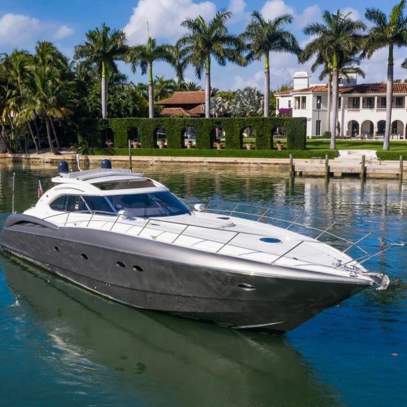 62 Sunseeker For Charter in Miami