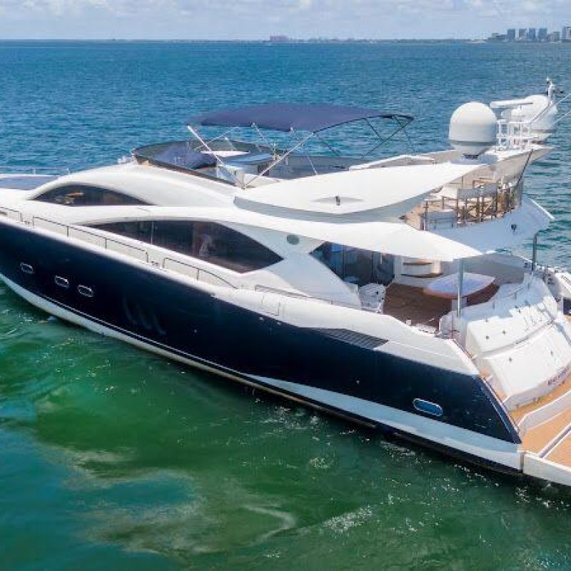 82 Sunseeker For Charter in Miami